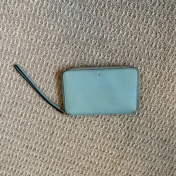 kate spade Handbags - Kate Spade Wristlet